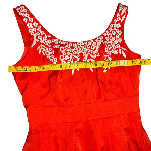 Antonio Melani Embroidered Floral Red Dress Knee Length Size 2 Bright Preppy - Picture 6 of 13